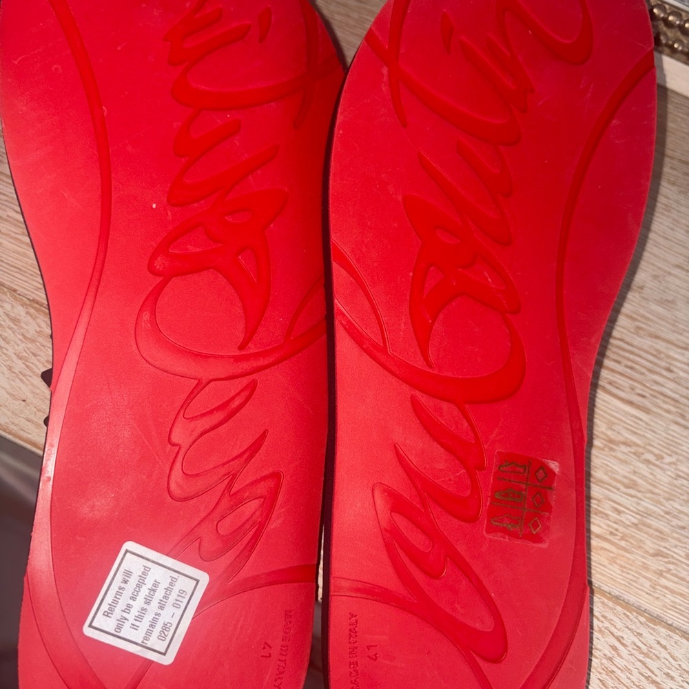 Christian Louboutin Flip Flop - Picture 4 of 9